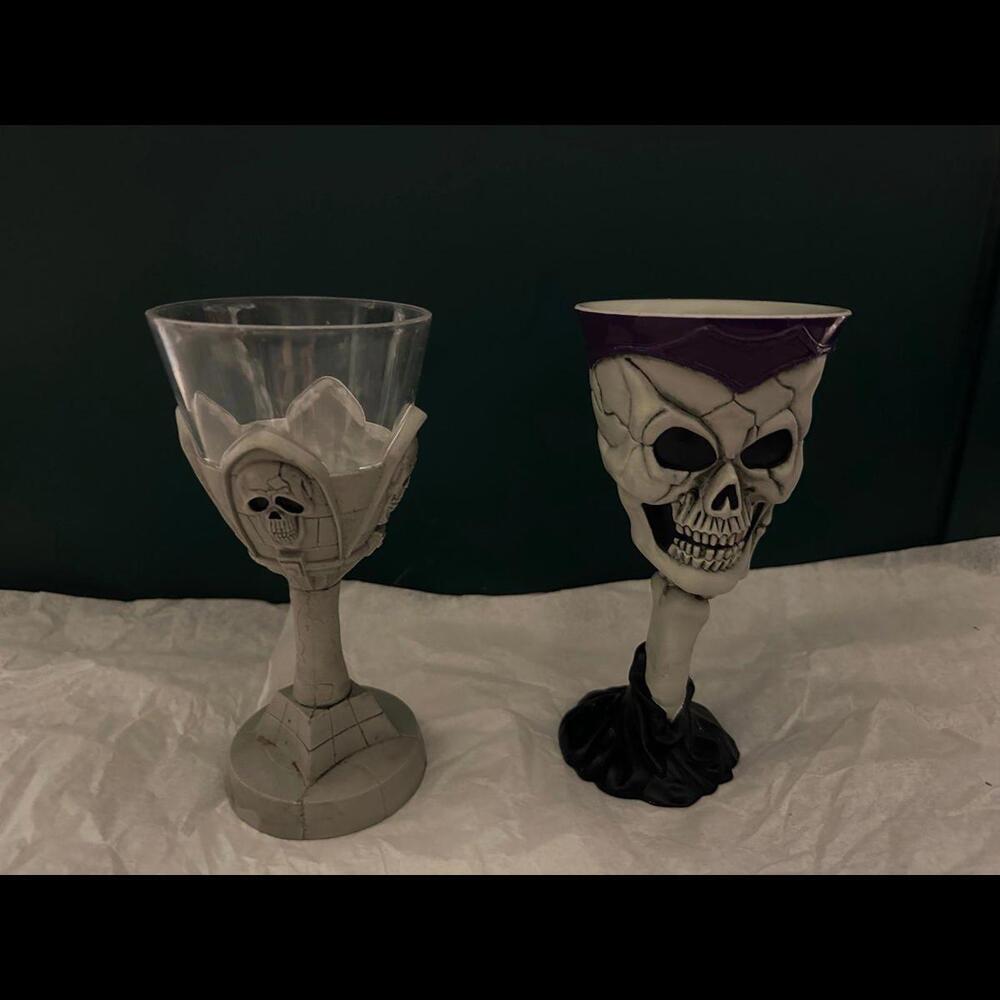 Spooky Halloween Goblets - Set of 2 (Plastic)